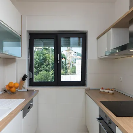 Clouds - Two Bedroom With Balcony And City View Dubrownik